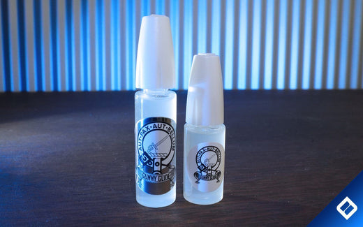Gunny Glide Gunny Juice grpahene based lubricant, in plastic bottle with white lid